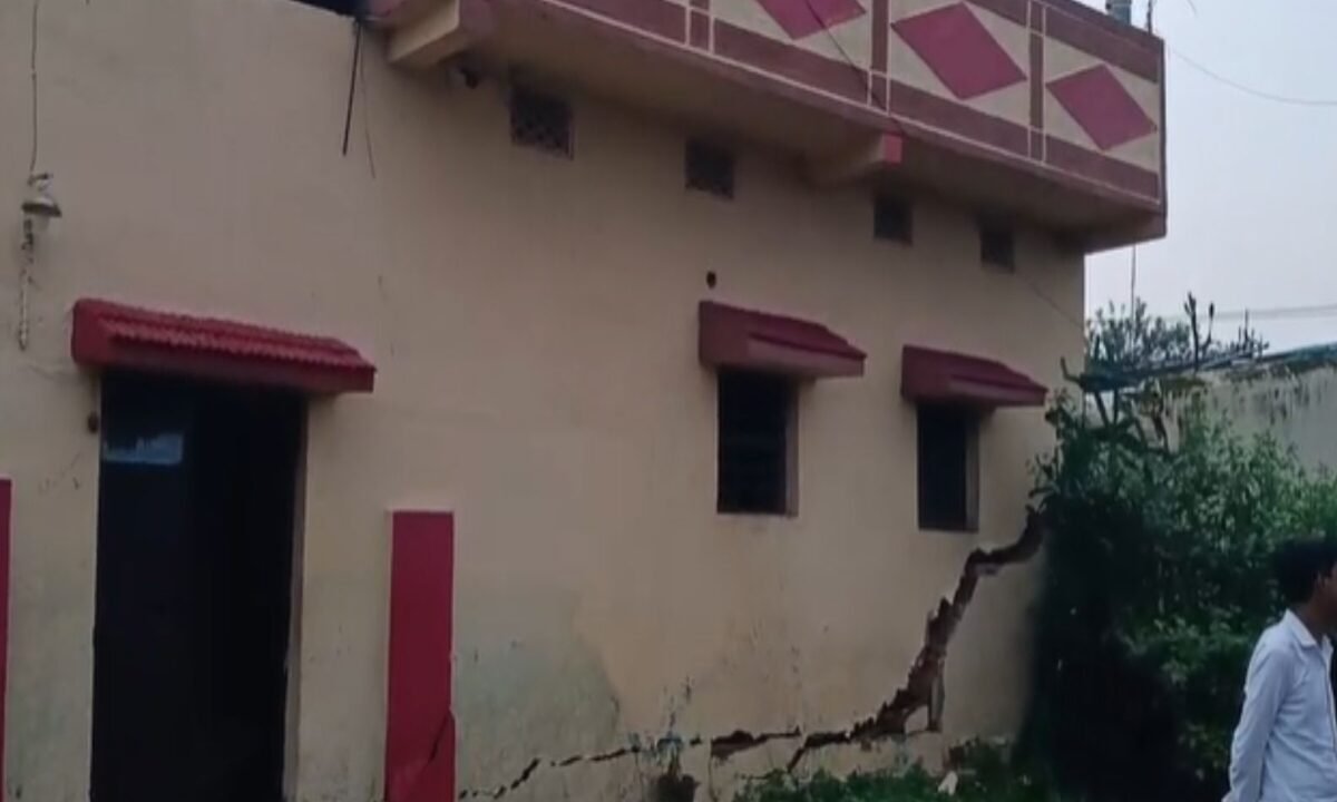 https://drishtinow.com/dhanbad-landslide-wreaks-havoc-chhatabad-landslide/