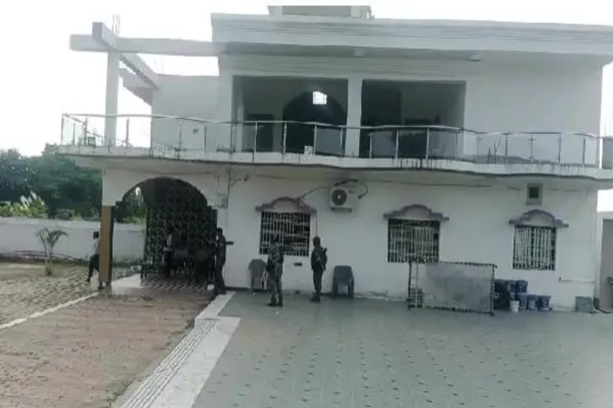 Dhanbad sablok nikhar