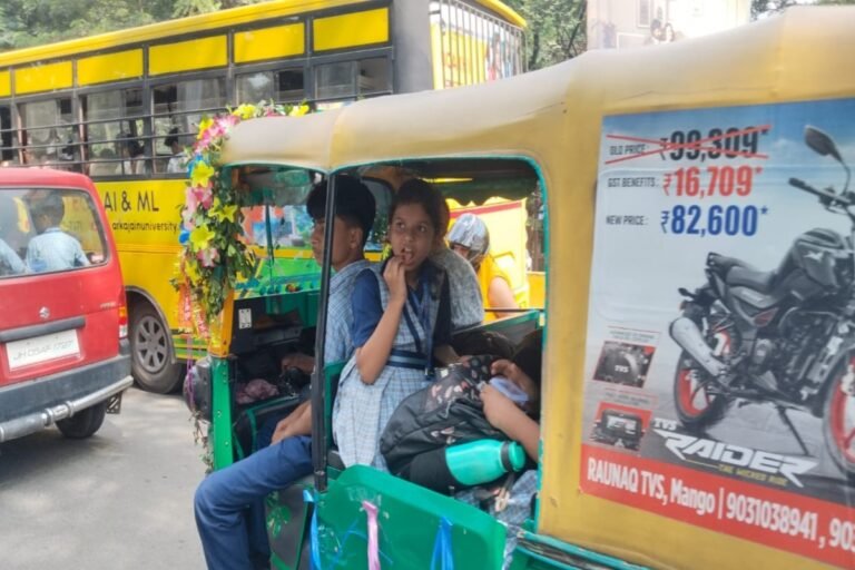 स्कूली वाहनों पर प्रशासन सख्त, नियम तोड़े तो होगी कार्रवाई; 7 दिन की मोहलत, फिर चलेगा विशेष जांच अभियान