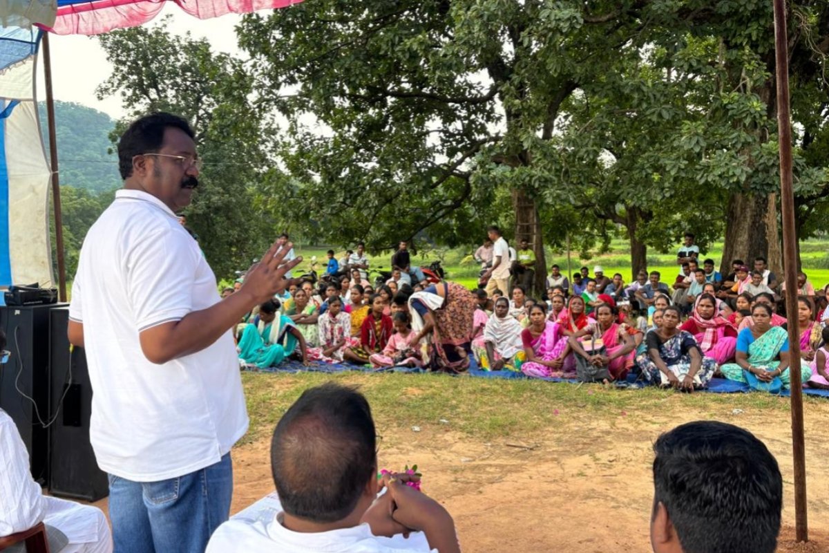 villagers-meet-discuss-solution-elephant-menace