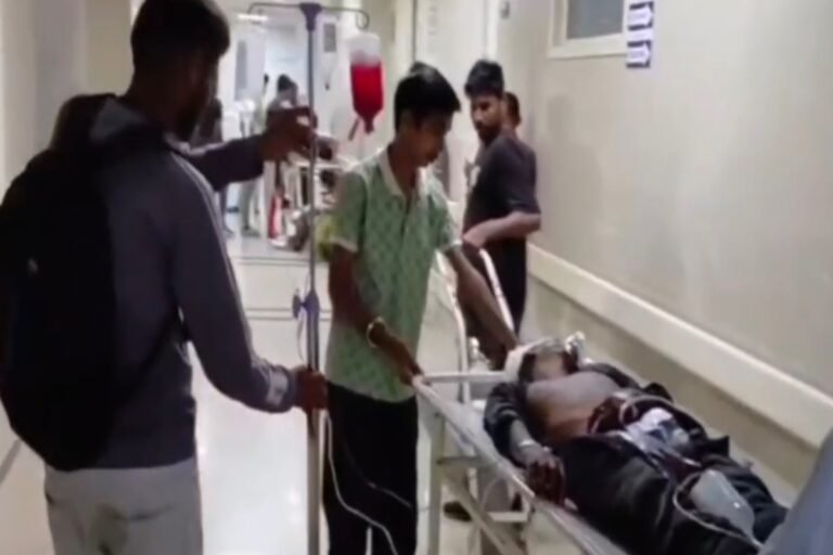 जमशेदपुर में पुराने विवाद को लेकर दो पक्षों में खूनी संघर्ष, कई घायल; तीन गंभीर
