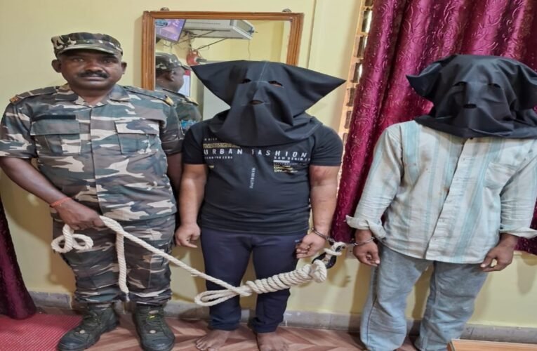 ranchi-two-arrested-mobile-theft-around