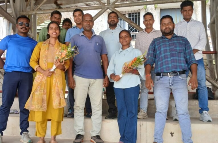 padmavati-dixit-felicitated-national-referee-training