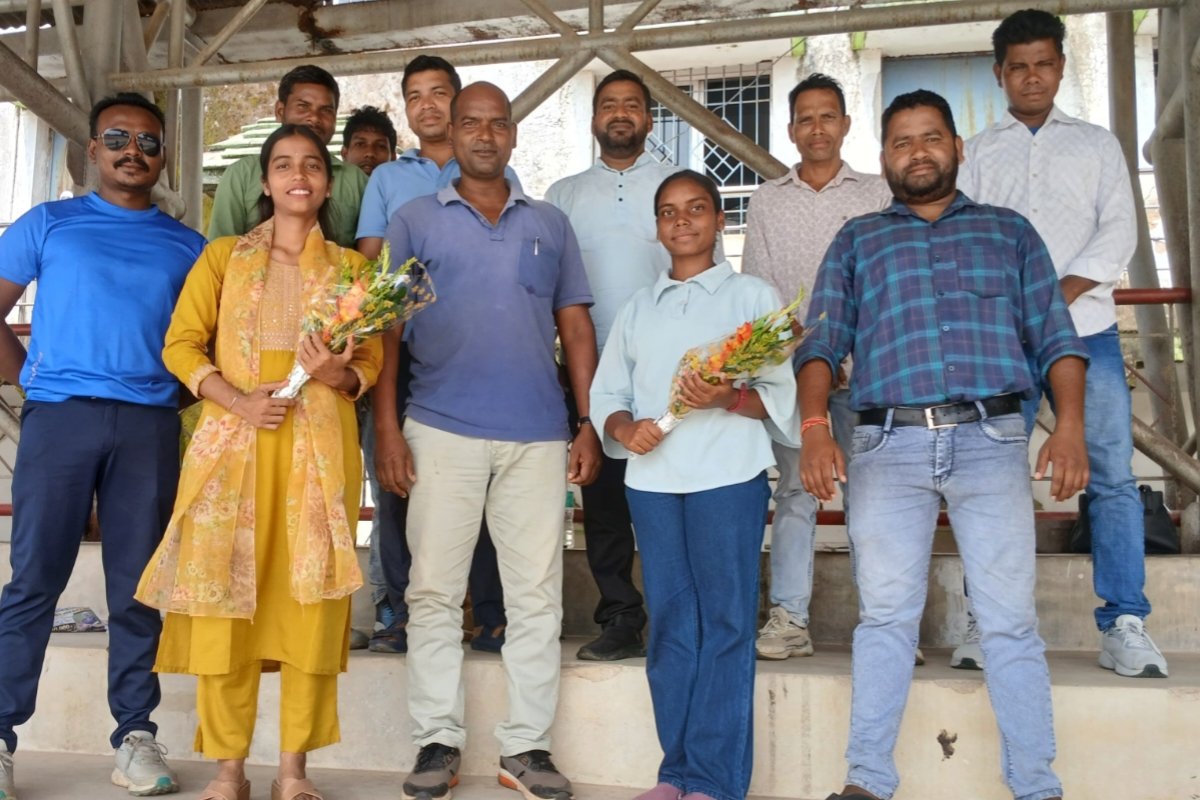 padmavati-dixit-felicitated-national-referee-training
