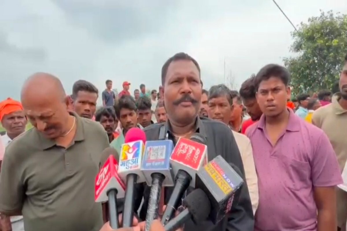 allegation-fake-encounter-varanasi-raising-chatra