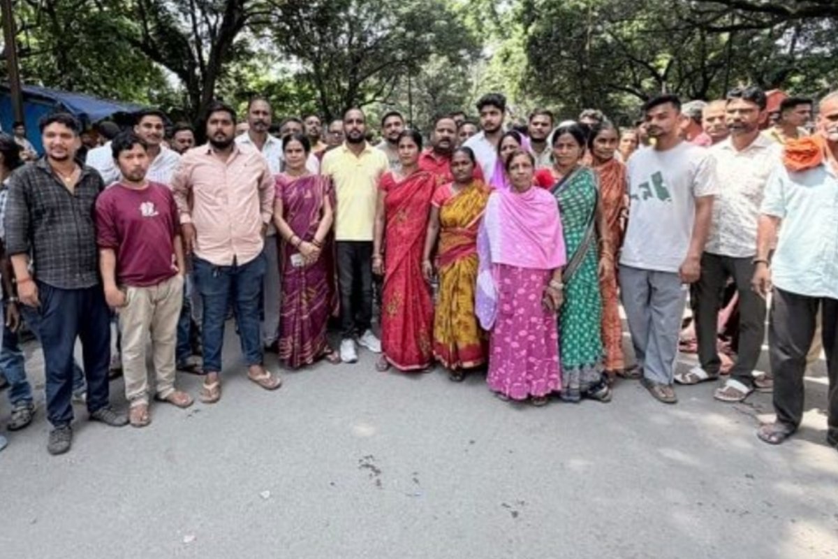 tata-steel-team-opposes-removal-encroachments