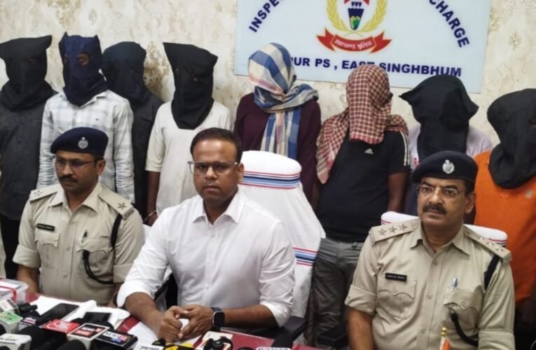 bishtupur-police-arrest-8-members-interstate