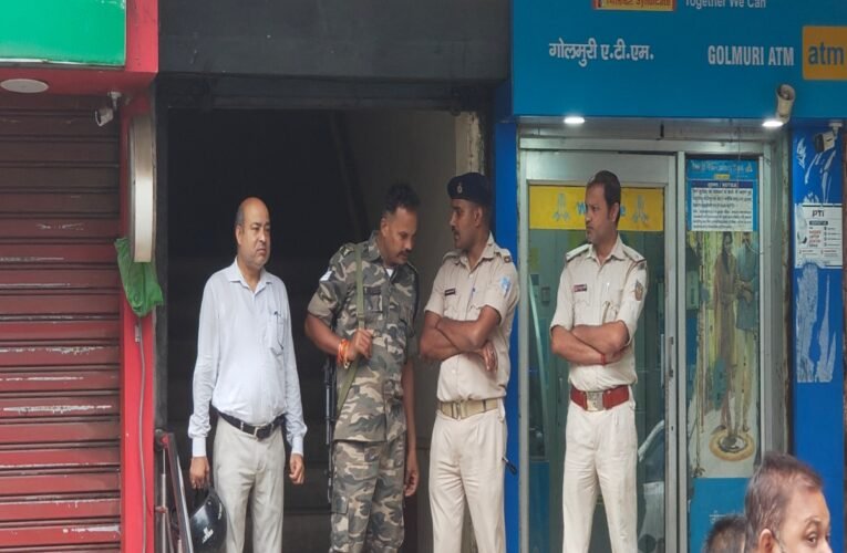 golmuri-canara-bank-robbed-rs-42