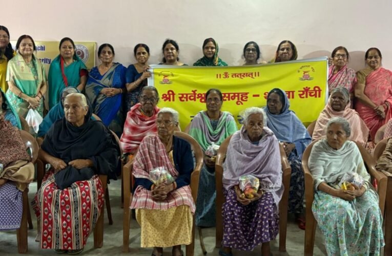 distribution-fruits-food-items-needy-mothers