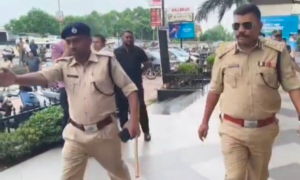 update-daylight-shooting-jamshedpur-4-injured