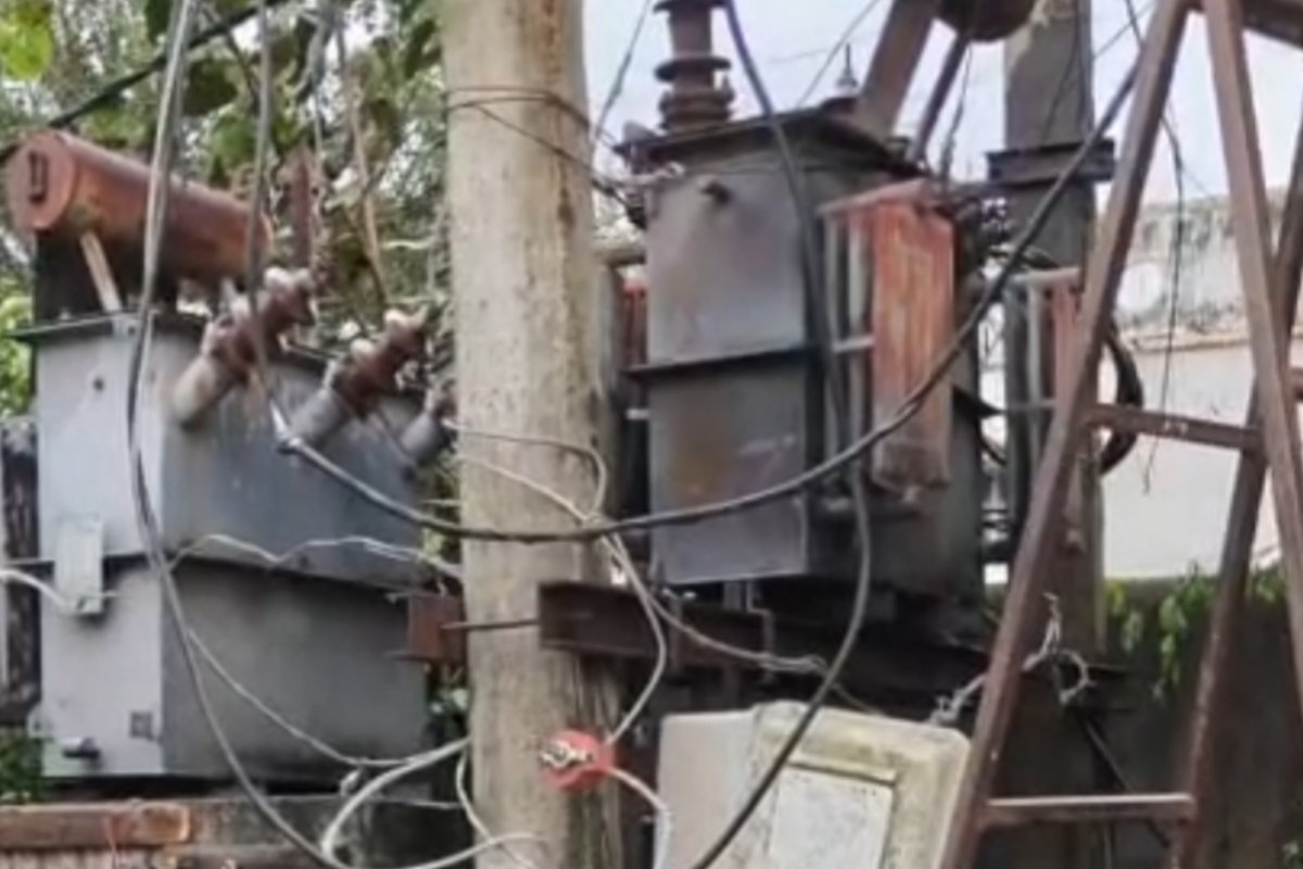 torn-transformer-loud-bang-survivors-accident