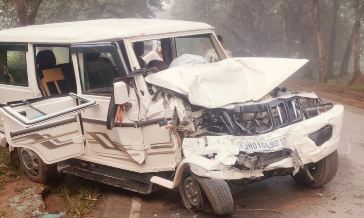 bolero-truck-collision-biru-bhedikudar-one
