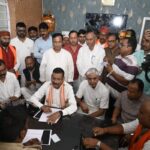 डॉ. श्यामा प्रसाद मुखर्जी की प्रतिमा पर कालिख पोतने का आरोप, अरगोड़ा थाने में शिकायत; दोषियों पर कार्रवाई की मांग allegation-blackening-statue-dr-syama-prasad