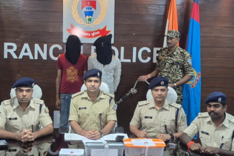 रेडियम रोड की दुकान में 15.70 लाख की सिगरेट चोरी का खुलासा, दो गिरफ्तार