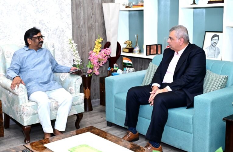 cm-hemant-soren-meets-rmz-infrastructure