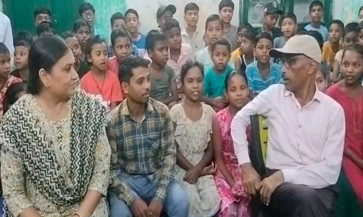 gun-replacement-book-100-children-naxal