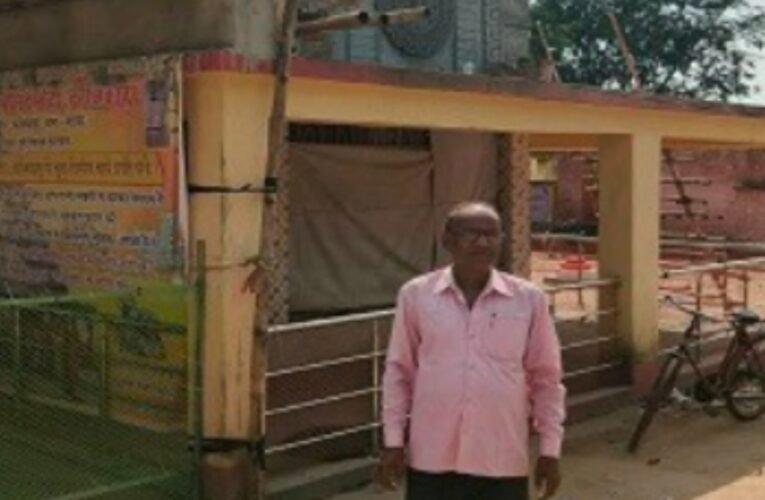 two-units-mic-stolen-radha-govind