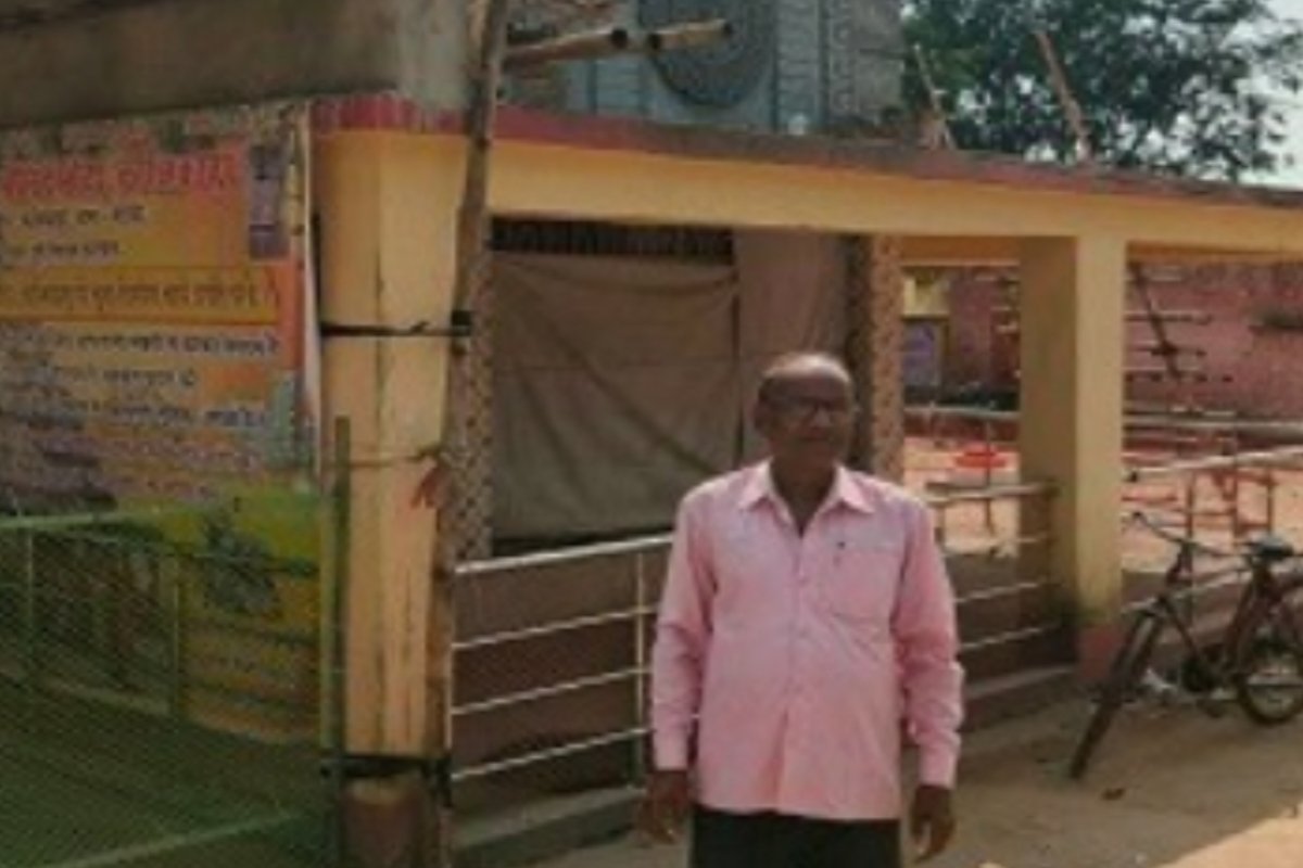 two-units-mic-stolen-radha-govind