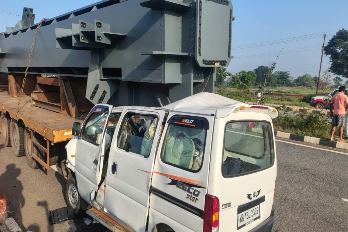 massive-road-accident-bedo-car-rams