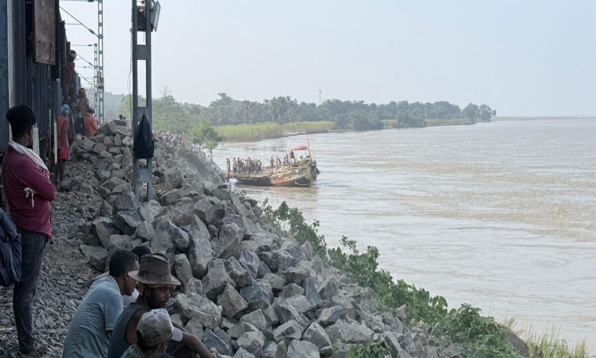 railways-worried-ganga-erosion-shut-down
