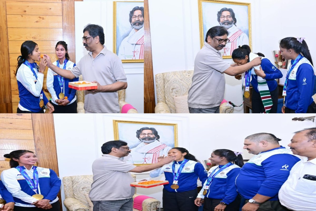 cm-hemant-soren-meets-daughters-jharkhand
