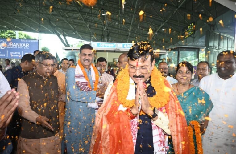grand-welcome-ranchi-new-state-charge