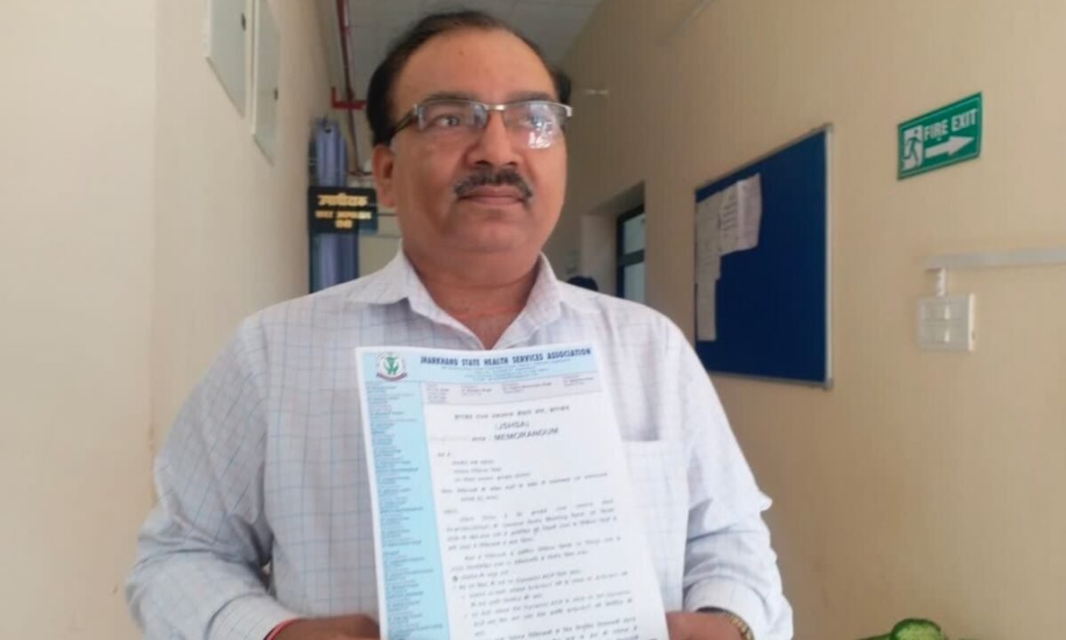 government-doctors-jharkhand-wear-black-badges