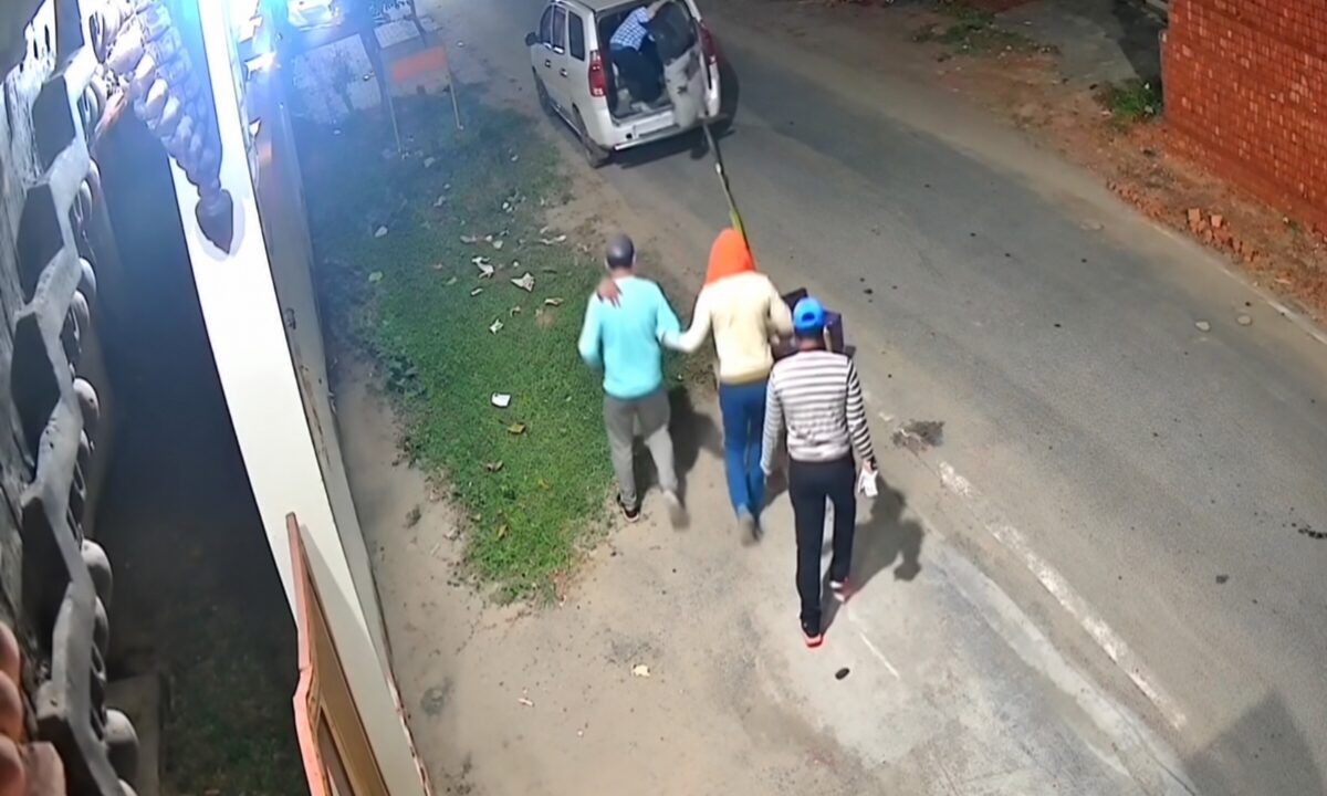shutter-broken-sbis-atm-uprooted-loaded