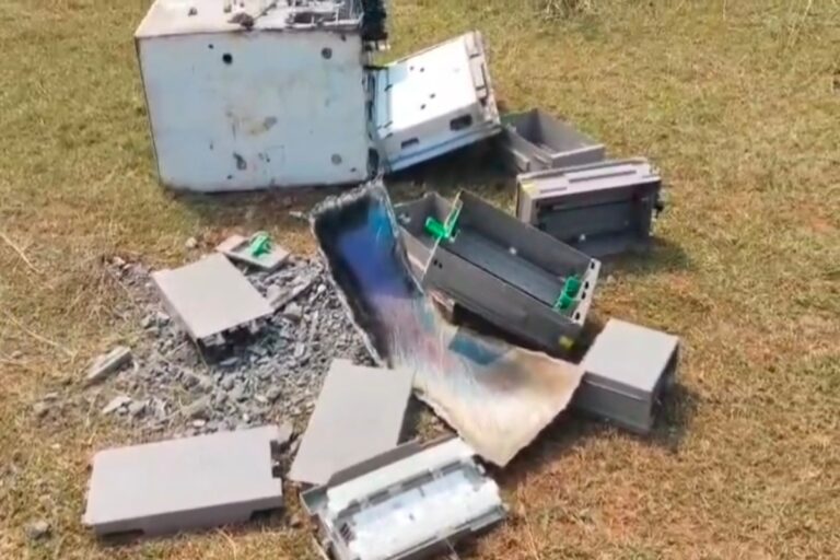 देवघर में ATM चोरी का खुलासा, 4.82 लाख रुपये समेत मशीन ले गए थे अपराधी