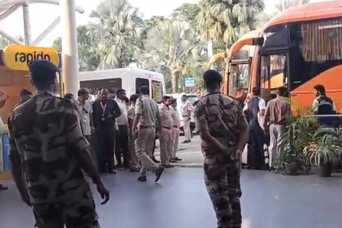 team-india-arrives-ranchi-against-west