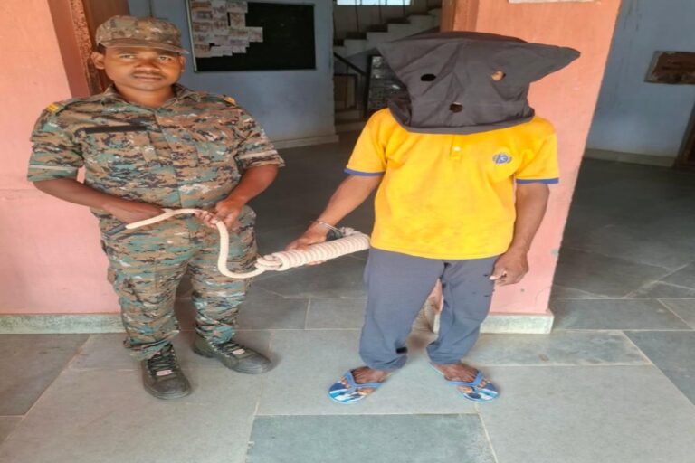 गुमला में नाबालिग बच्ची की मौत के मामले में पिता गिरफ्तार, पुलिस ने हत्या का लगाया आरोप