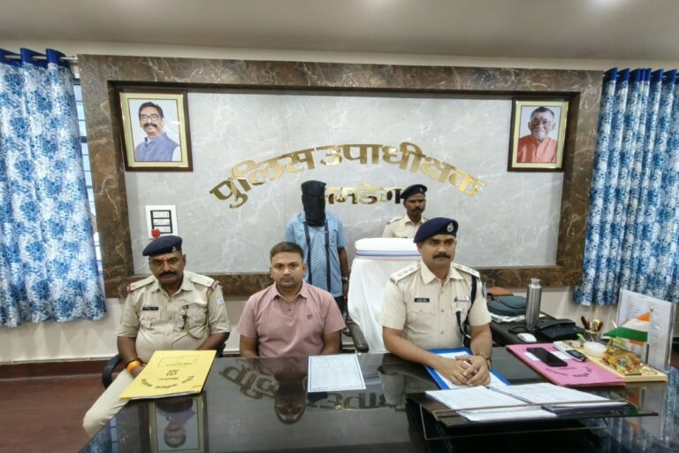 सिमडेगा में नाबालिग छात्रा से दुष्कर्म के आरोप में सरकारी शिक्षक गिरफ्तार, न्यायिक हिरासत में भेजा गया
