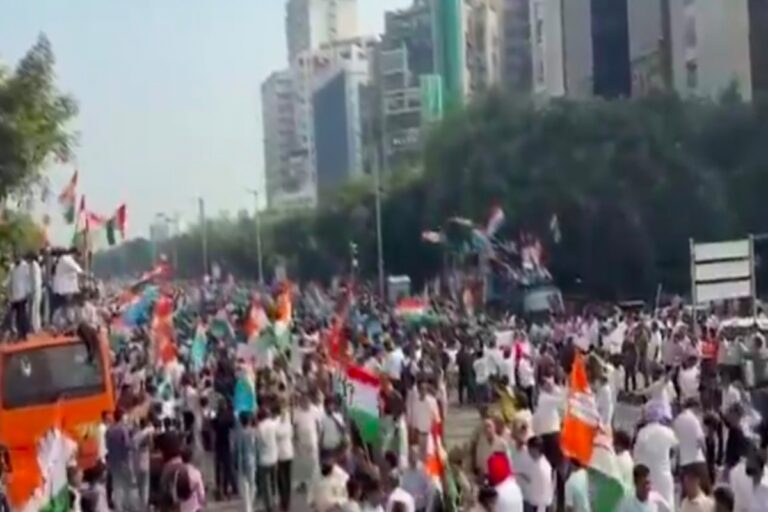 ज्ञानेश कुमार के खिलाफ INDIA गठबंधन का सुप्रीम कोर्ट मार्च, राहुल-प्रियंका समेत विपक्ष के कई दिग्गज नेता मैदान में