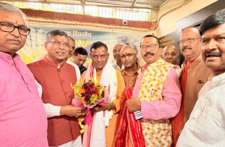 aditya-sahu-meets-newly-appointed-odisha