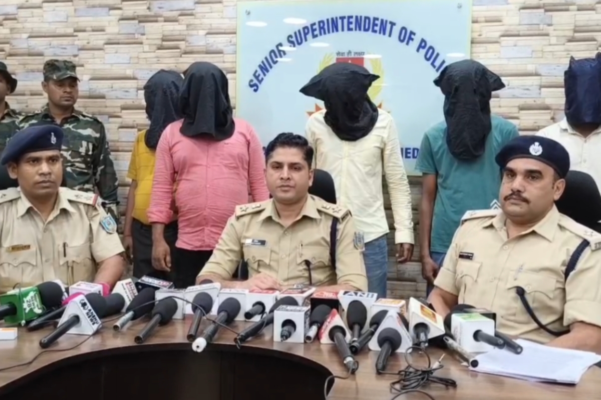five-accused-arrested-illegal-arms-jamshedpur