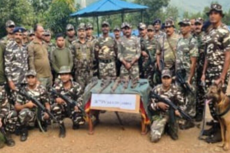 कुचाई के जंगल-पहाड़ी क्षेत्र से छह हथियार बरामद, एसएसबी-पुलिस का संयुक्त अभियान