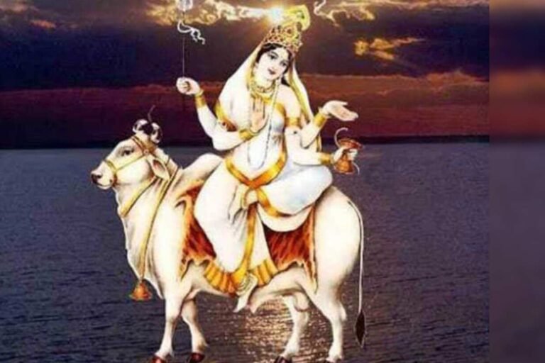 महाष्टमी पर मां महागौरी की पूजा से मिलेगा सुख-समृद्धि का आशीर्वाद, जानें विधि और मंत्र