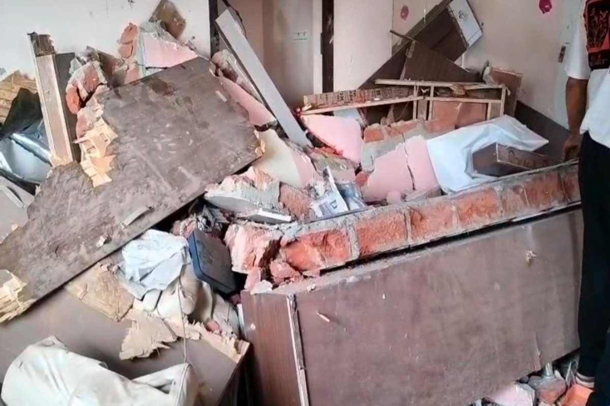 midnight-blast-bokaro-lower-part-house