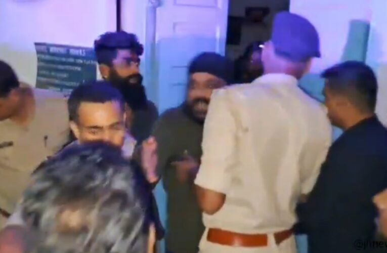 tiwari-petrol-pump-vandalised-police-investigating