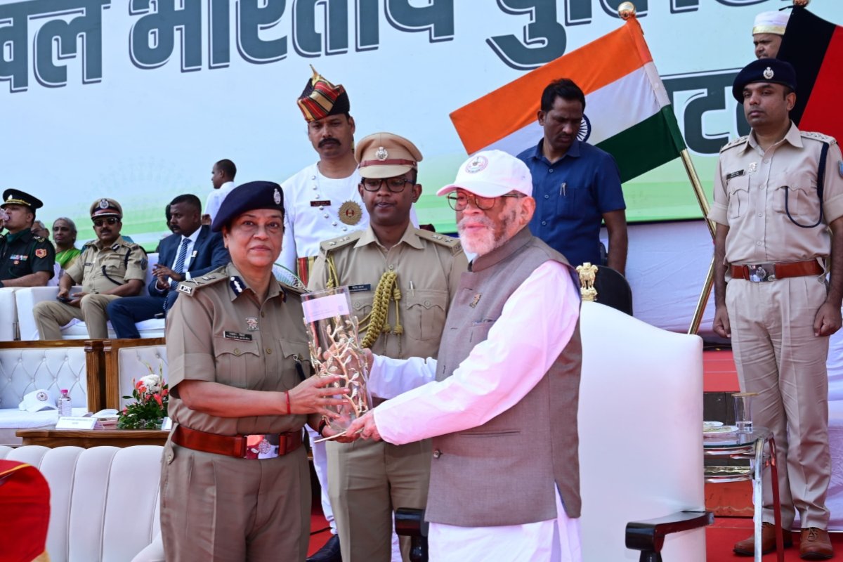 governor-inaugurates-15th-all-india-police