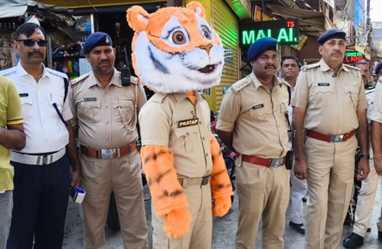 muscat-pratap-makes-people-aware-traffic