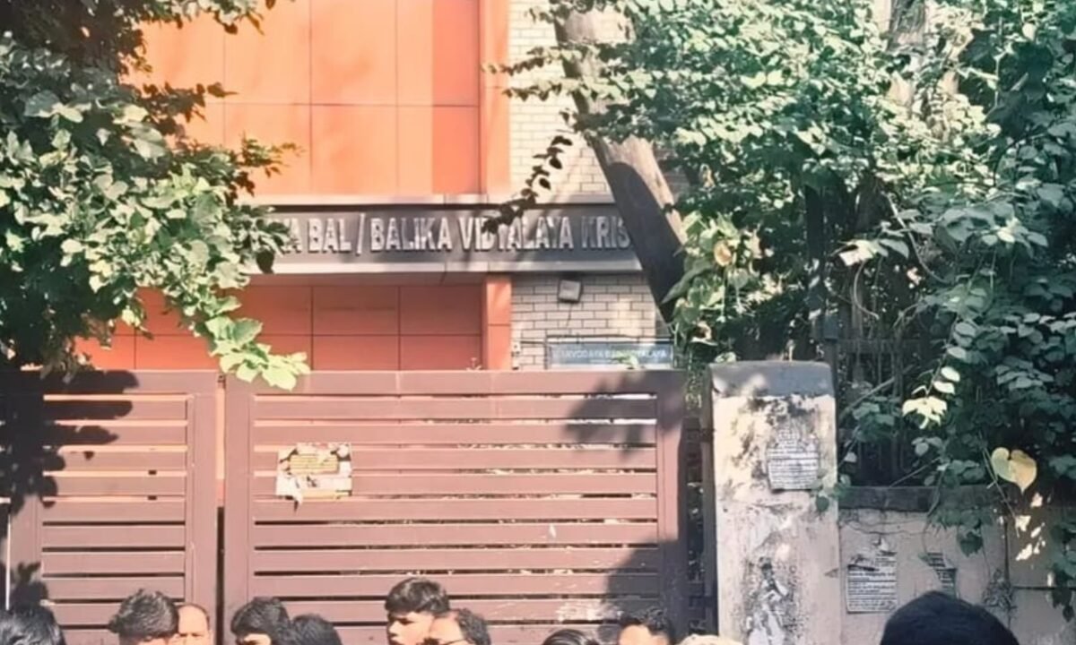 class-12-student-burnt-death-delhi