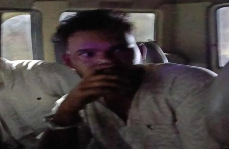 auto-driver-detained-air-gun-during