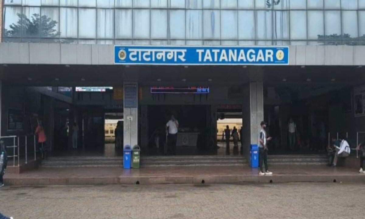 passenger-dies-gitanjali-express-accused-12