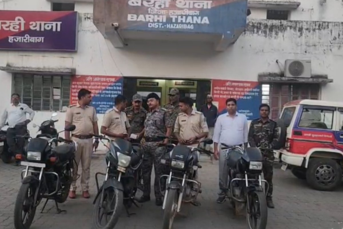 bike-thief-gang-busted-barhi-four