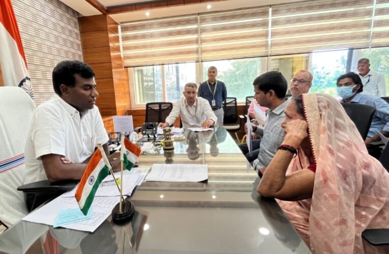 janata-darbar-ranchi-90-divyang-gets