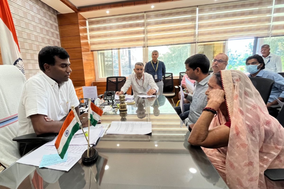 janata-darbar-ranchi-90-divyang-gets