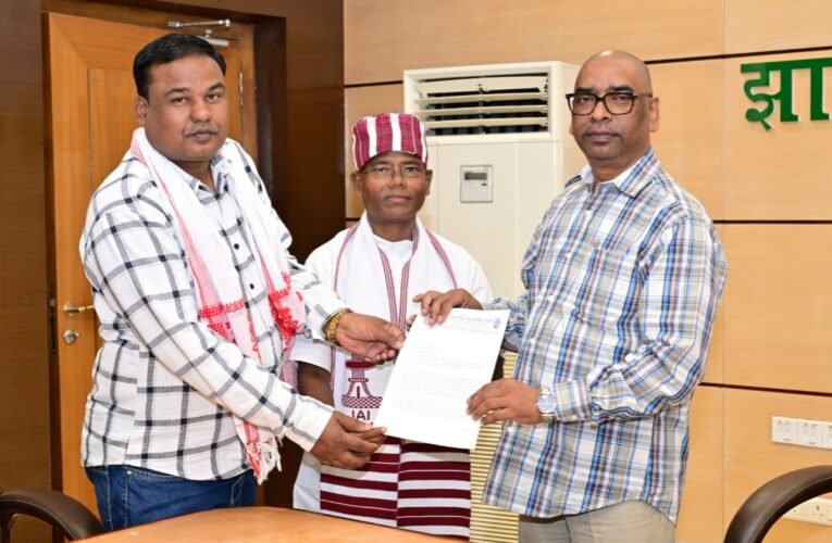 invitation-chief-minister-hemant-soren-join