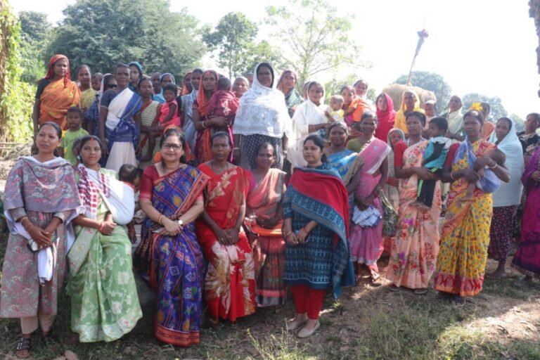सिमडेगा में 250 एकड़ में हो रही मड़ुवा की खेती, महिला उद्यमिता और पर्यटन विकास का उपायुक्त ने लिया जायजा
