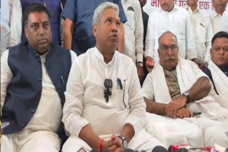 खड़गे से माफी की मांग, CJP आंदोलन पर संतोष सुमन का हमला; अनंत सिंह पर कही यह बात